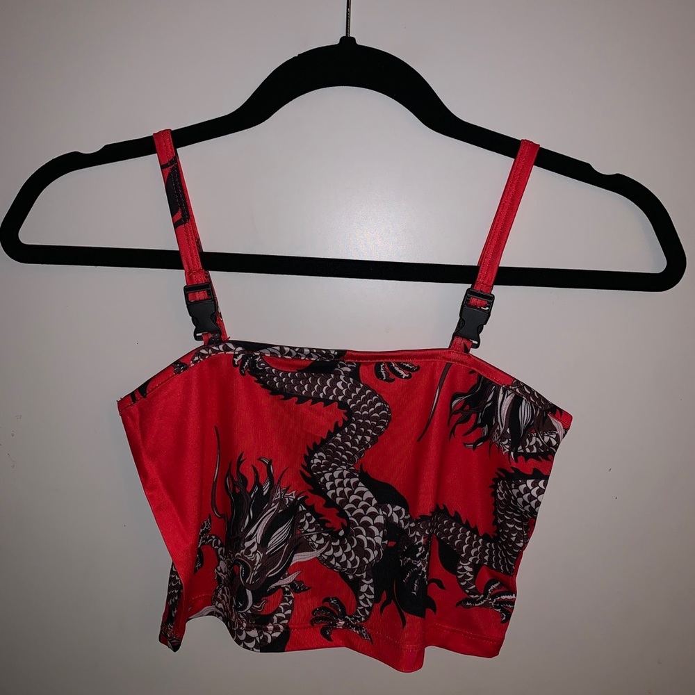 Zaful BRAND NEW black&red dragon crop top